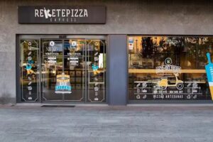 REKETEPIZZA