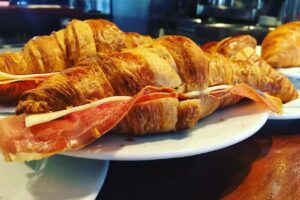 Restaurant Miguelito’S Pizza