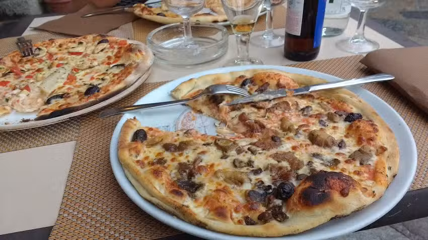 Restaurant Pizzeria Casos