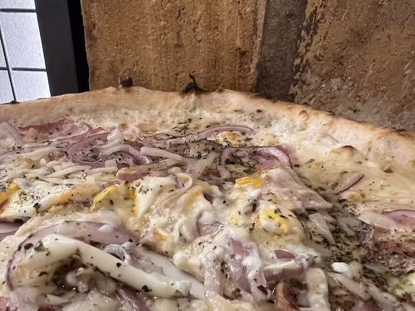 Restaurante | Malavida Relío Urbano | Hamburguesas y Pizzas