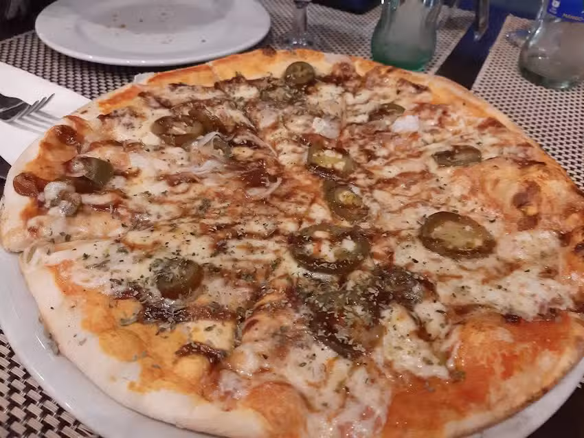 Restaurante Pizzería Cachitos