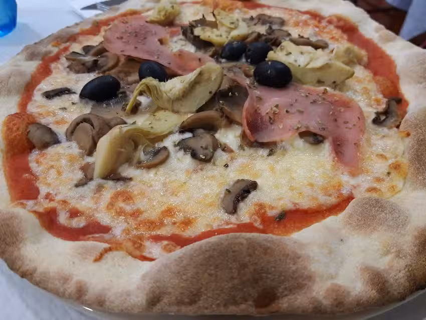 Restaurante pizzeria casino