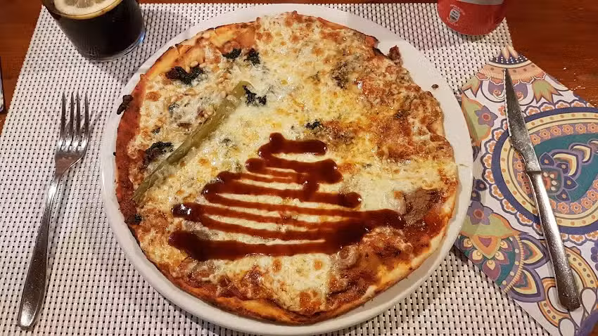 Restaurante – Pizzería Chapeau