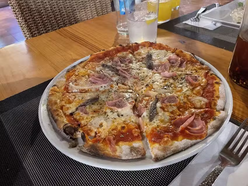 Restaurante Tina (Antiguo Play Boy)