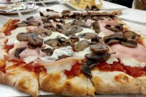 Restaurante Urimare. Parrillada Pizzería