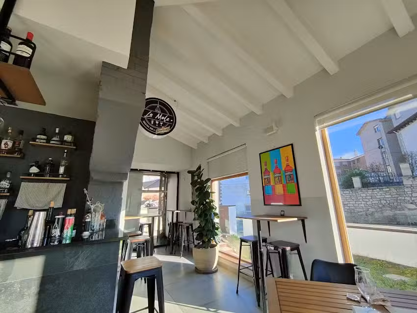 Restaurante y Pizzería La Mole