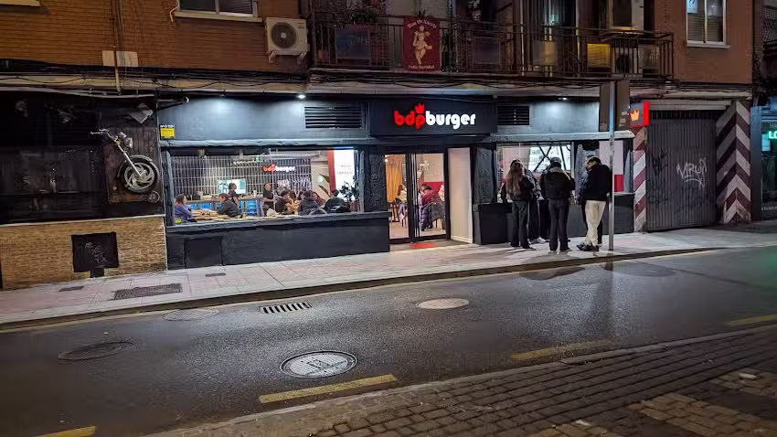 SCAMPIA pizzeria trattoria