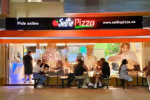 Selfie Pizza (Alcala)