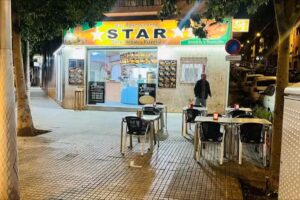 Star kebab pizzeria Passage de Irlanda 17