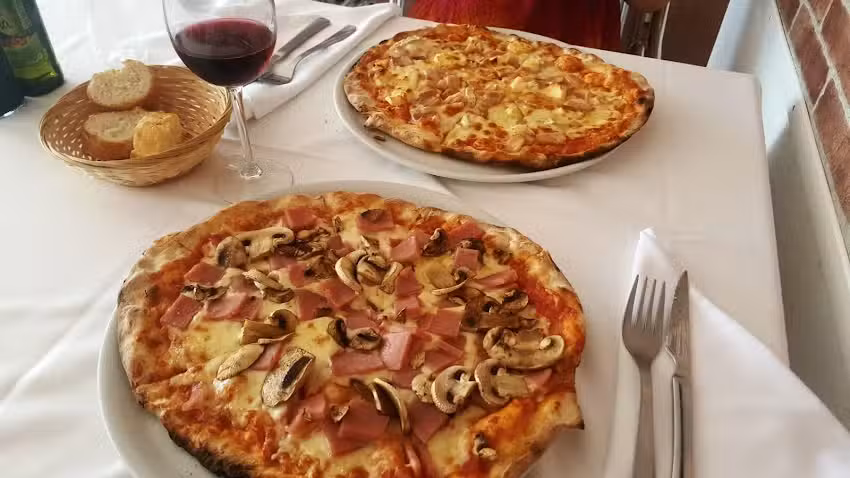 Stromboli (Ciao mammá) Restaurante Pizzeria