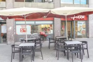 Telepizza Avenida del Paralelo -Comida a Domicilio