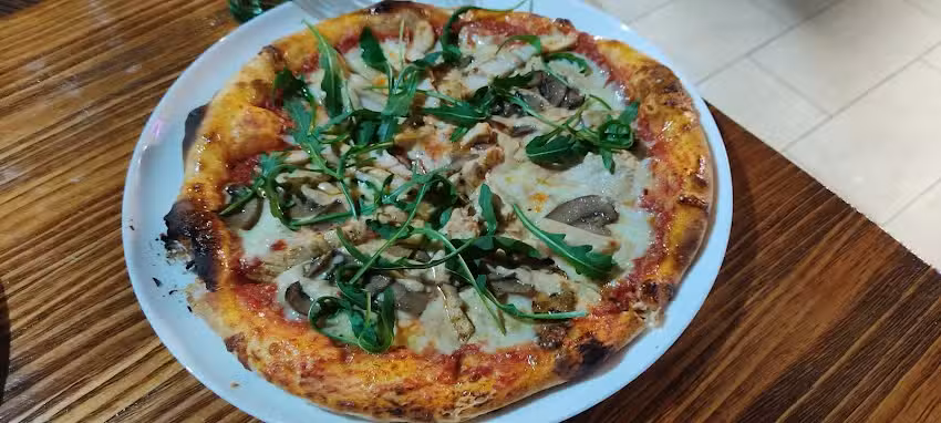 Tobbys Kebap pizza burger