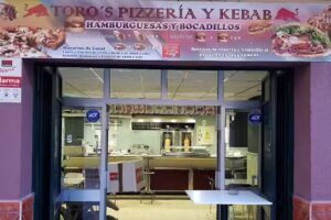 Toro’s pizzeria y kebab