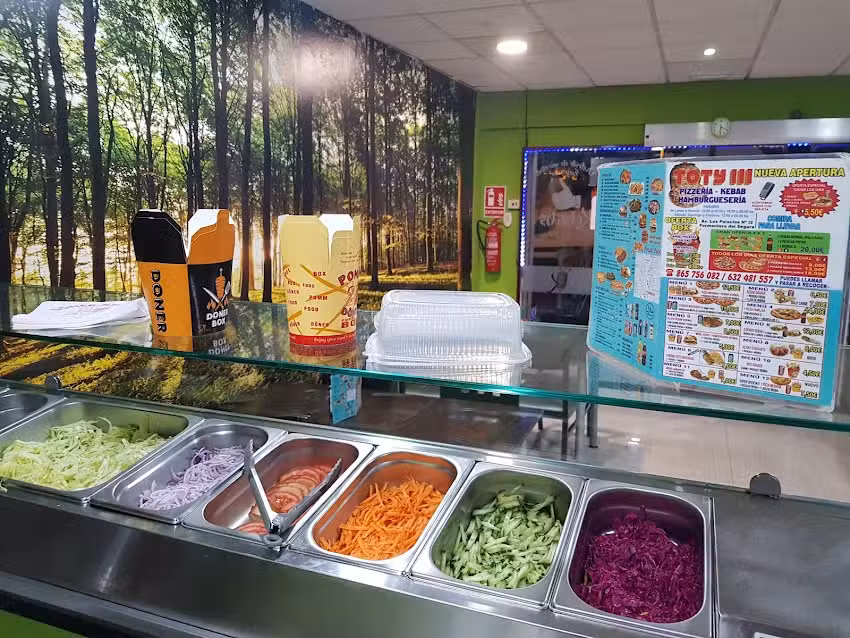 TOTY 3 PIZZERIA KEBAB HALAL