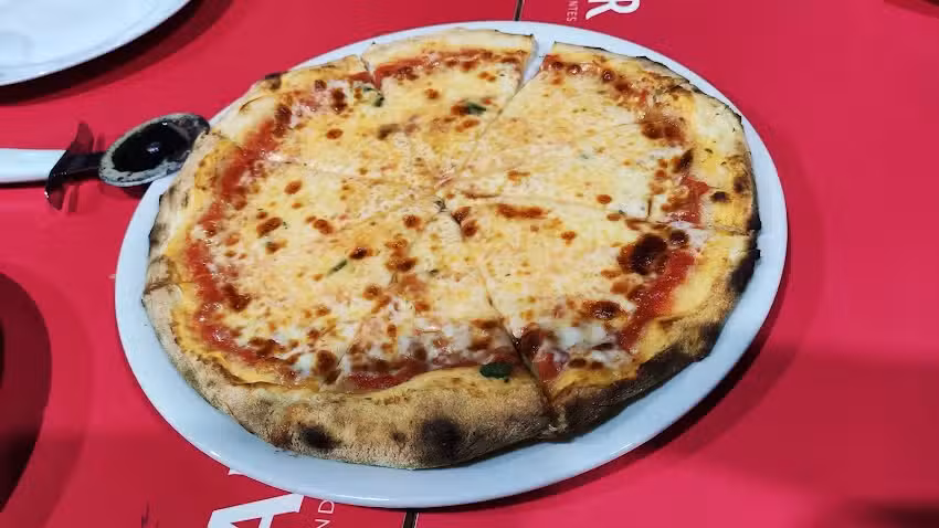 Trattoria La Famiglia