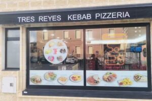 Tres Reyes Doner KEBAB PIZZERIA en Venta De Baños | Palencia
